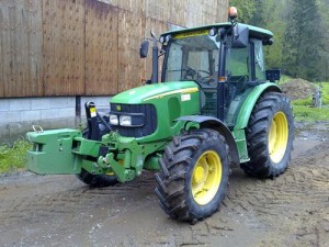 raoul Avisos gratis en Mexico lindo en Garc&iacute;a |  Tractor normal John Deere Mod&egrave;le 5820 A&ntilde;o 2006, Tractor normal John Deere Mod&egrave;le 5820 A&ntilde;o 2006