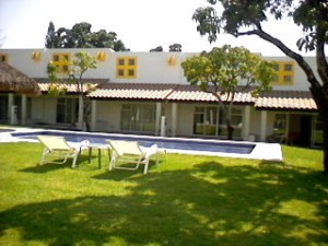 adriana martinez Avisos gratis en Mexico lindo en Yautepec |  CASA CON ESTANCIA DOBLE ALTURA Y ALBERCA OAXTEPEC, CASA TIPO LOFT