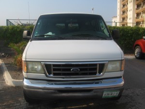 CARLOS WONG Avisos gratis en Mexico lindo en Mazatl&aacute;n |  RENTA DE CAMIONETA FORD ECONOLINE 15 PAX CON CHOFER, RENTA DE VAN CON CHOFER