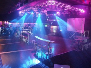 sandra Avisos gratis en Mexico lindo en Ciudad de Mexico |  Sonido con djs para fiestas $1600 para bodas y mas, Antro en casa, batucada, luces, laser antro movil