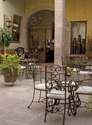 angelus_218@hotmail. Avisos gratis en Mexico lindo en Morelia |  CASONONON ANTIGUO COLONIAL  MORELIA EN EL PLENO CENTRO DE LA CIUDAD DE CATA, CASONONON ANTIGUO COLONIAL  MORELIA EN EL PLENO CENTRO DE LA CIUDAD DE CATA