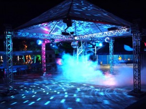 sandra Avisos gratis en Mexico lindo en Ciudad de Mexico |  Renta de salas lounge, periqueras y pista iluminada, Renta de equipo y mobiliario para fiestas y sonido antro movil
