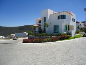 Guillermo Real Avisos gratis en Mexico lindo en Quer&eacute;taro |  Se vende casa en Residencial Cumbres del Cimatario  Quer&eacute;taro, Casa en venta Cumbres del Cimatario