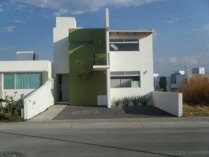 alejandro castillo Avisos gratis en Mexico lindo en Quer&eacute;taro |  SE RENTA CASA MODERNA EN EL FRACCIONAMIENTO EL REFUGIO, UBICADA EN FRACCIONAMIENTO EL REFUGIO 