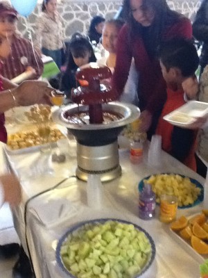 SAUL Avisos gratis en Mexico lindo en Gustavo A. Madero |  Atractiva fuente de Chocolate +Fruta, Atractiva fuente de Chocolate +Fruta