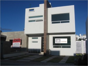 alejandro castillo Avisos gratis en Mexico lindo en Quer&eacute;taro |  SE RENTA PRECIOSA CASA EN EL REFUGIO, MUY AMPLIA A ACOGEDORA 