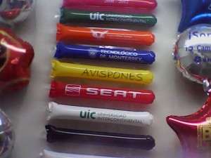 ALP MEXICO Avisos gratis en Mexico lindo en Monterrey |  Aplaudidores con el logo de su marca, Publicidad