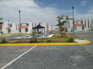 ana celia hernandez  Avisos gratis en Mexico lindo en Cuautla |  Casas con alberca, palapa y asador en las villas residencial, Casas a credito con alberca, estacionamiento, ecologicas y bien ubicad