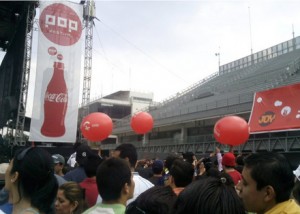 MAGIC LED WALLS Avisos gratis en Mexico lindo en Tampico |  Pelotas gigantes con logotipo fabricacion y venta, Globos publicitarios