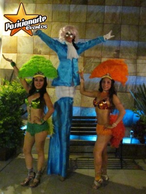 Iv&aacute;n Maldonad Avisos gratis en Mexico lindo en Puebla |  Zanqueros: eventos carnaval y desfilesen puebla, veracruz, tlaxcala, Zanqueros zancos