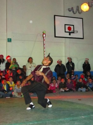 Iv&aacute;n Maldonad Avisos gratis en Mexico lindo en Puebla |  Show de malabares para graduaciones  , Malabares