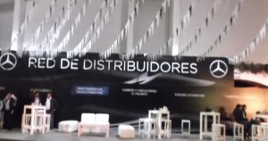 MAGIC LED WALLS Avisos gratis en Mexico lindo en Celaya |  Banderines en triangulo de varios colores llamativos, Banderines triangulares