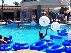 ALP MEXICO Avisos gratis en Mexico lindo en Pachuca de Soto |  Pelotas gigantes con publicidad impresa varios colores, Pelotas gigantes