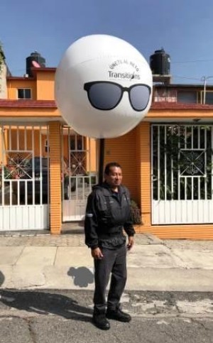 ARMANDO CEDEÑO Avisos gratis en Mexico lindo en Tepic |  Pelotas publicitarias andantes con chaleco en tepic, Publicidad movil