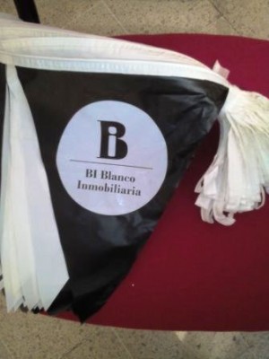 ARMANDO CEDEÑO Avisos gratis en Mexico lindo en Ciudad de Mexico |  Banderines de plastico brandeados con su publicidad, Banderines