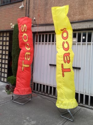 EVENTOSMEEE Avisos gratis en Mexico lindo en Ciudad de Mexico |  Sky dancers con luz y con logotipos, Sky dancers