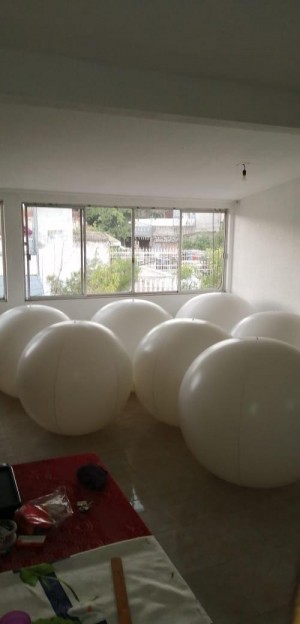 Fashion Publicity Avisos gratis en Mexico lindo en Monterrey |  Pelotas modernas grandotas de colores combinados y con logo , Pelotas gigantes
