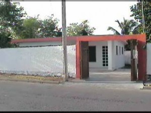 jose monsreal Avisos gratis en Mexico lindo en M&eacute;rida |  CASA DE 2 RECAMARAS, A 2 CUADRAS DE GRAN PLAZA, LEANME, EXELENTE HUBICACION