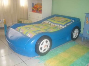 SRA, PATRICIA Avisos gratis en Mexico lindo en Naucalpan |  CAMA PARA NI&Ntilde;O EN FORMA DE CARRO LITTLE LIKES, TAMA&Ntilde;O INDIVIDUAL, COLOR AZUL