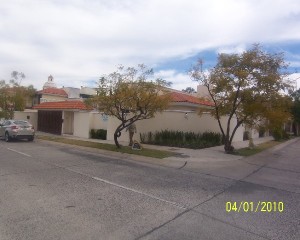 Silvestre Avisos gratis en Mexico lindo en Zapopan |   Preciosa casa en Bugambilias VENTA, Zapopan Jalisco