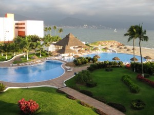 Airtouch Real Estate Avisos gratis en Mexico lindo en Puerto Vallarta |  BONITO CONDO EN SHANGRILA EN MARINA VALLARTA, A UNOS PASOS DEL CAMPO DE GOLF Y EL CLUB DE YATES
