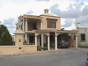 MARGARITO SANCHEZ Avisos gratis en Mexico lindo en Canc&uacute;n |  Permuta de casa en cancun por una en veracruz, base 2540000.00, Casa 5 recamaras 3 ba&Ntilde;os, jacuzzi, jardin, estac. 2 autos zona residencial